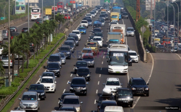 Kemacetan Panjang Tol JORR