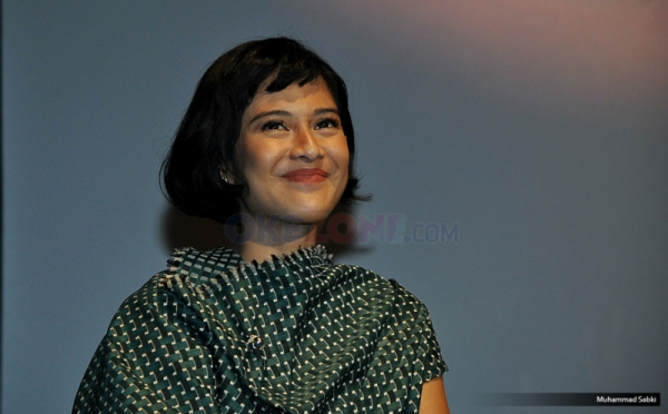 Dian Sastrowardoyo Tampil Cantik di Acara  'Legacy Pictures Movie Conference'