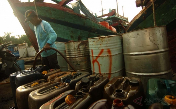 Bertambahnya Jumlah Kapal, Kebutuhan Solar Nelayan Meningkat