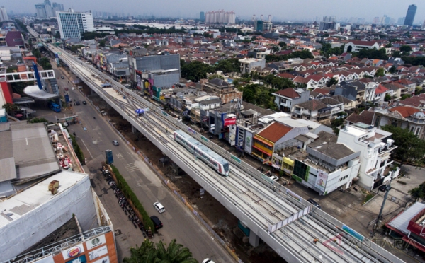 Ini Dia Gerbong Kereta LRT Kelapa Gading Jika Dilihat Dari Udara