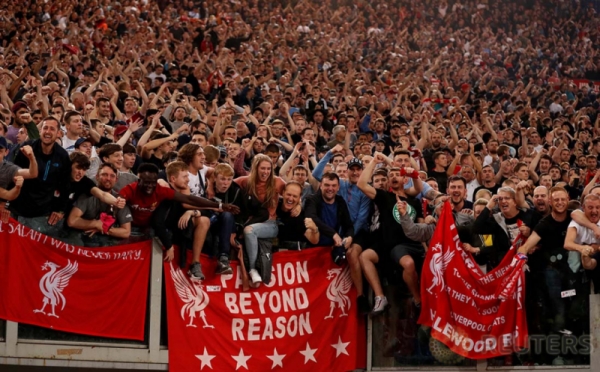 Melangkah ke Final, Fans Liverpool Berpesta di Kandang AS Roma