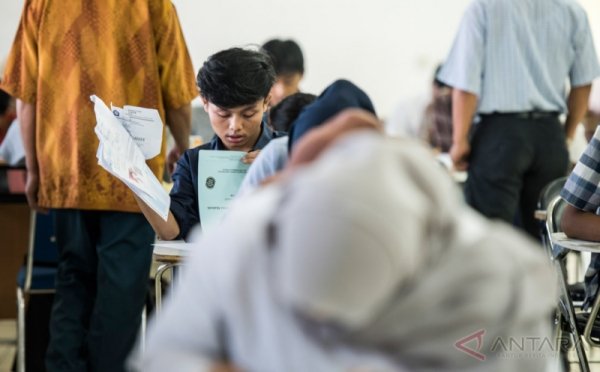 Pelaksanaan Ujian SBMPTN 2018 di Sejumlah Daerah di Tanah Air