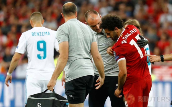 Final Liga Champions : Mengerang Kesakitan, Mo Salah Tidak Melanjutkan Pertandingan