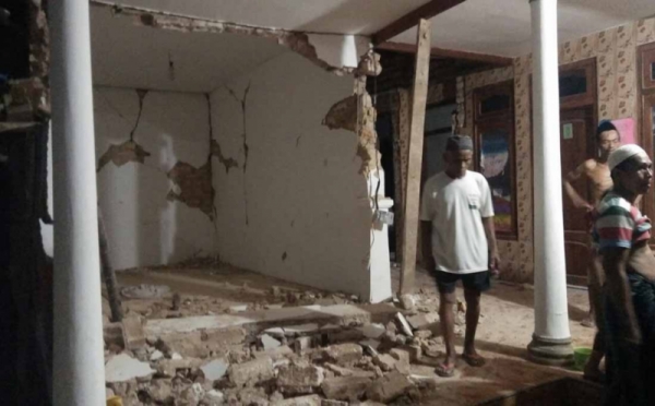 Jelang Lebaran Warga Sumenep Diguncang Gempa 4,8 SR, 6 Luka-Luka dan 77 Rumah Rusak