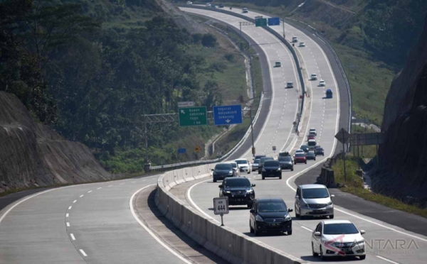  H-1 Idul Fitri, Arus Kendaraan Tol Semarang-Salatiga Ramai Lancar