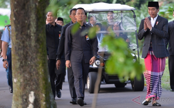 Presiden Jokowi Salat Idul Fitri 1439 H di Kebun Raya Bogor