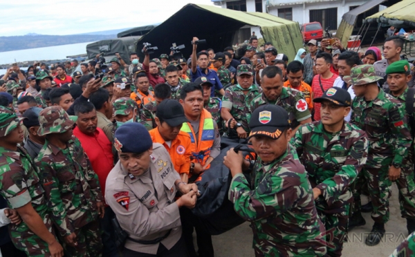 Tim Evakuasi Kembali Temukan Jenazah Korban Kapal KM Sinar Bangun 