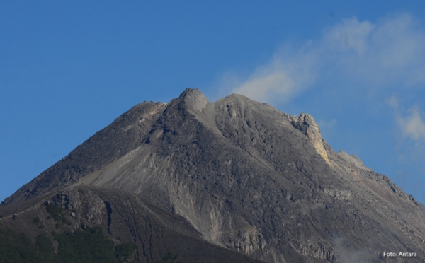 BPPTKG: Status Gunung Merapi Masih Waspada