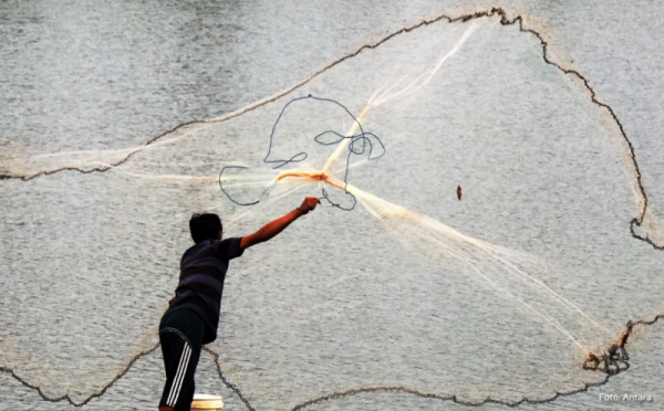 Nelayan Makassar Keluhkan Sulitnya Tangkap Ikan Air Tawar