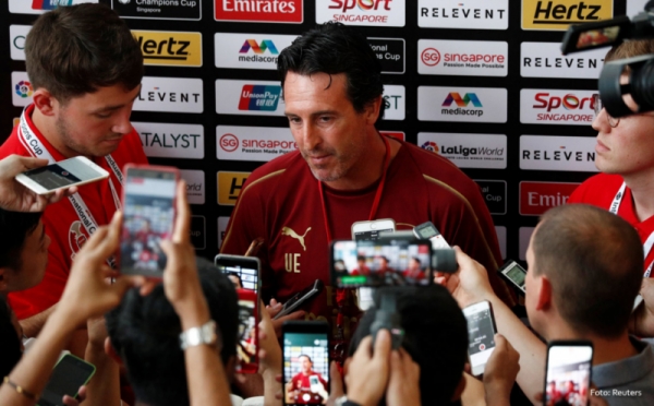 Unai Emery Pimpin Latihan Skuad Meriam London di Singapura