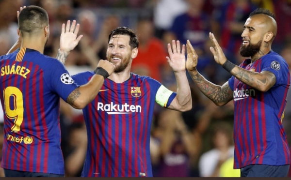 Messi scored a hat trick, Barcelona won 4-0 over PSV Eindhoven