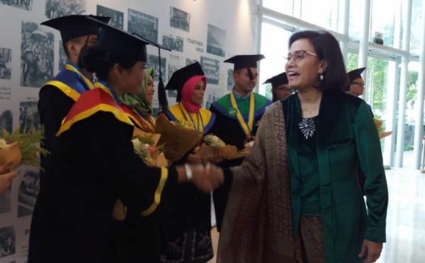 Pesan Sri Mulyani kepada Para Wisudawan STAN