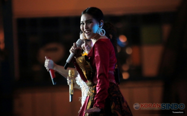 Ayu Ting Ting Penyanyi Dangdut Tergaul Anugerah Dangdut Indonesia 2018