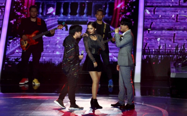 Rizky Febian dan Arsy Widianto Hibur Penonton Malam Puncak HUT ke-30 RCTI
