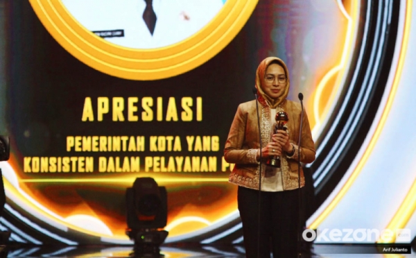 Wali Kota Tangsel Airin Rachmi Diany Raih Penghargaan Indonesia Awards 2019