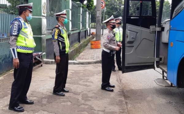 Polisi Imbau Awak Bus dan Penumpang Tidak Mudik